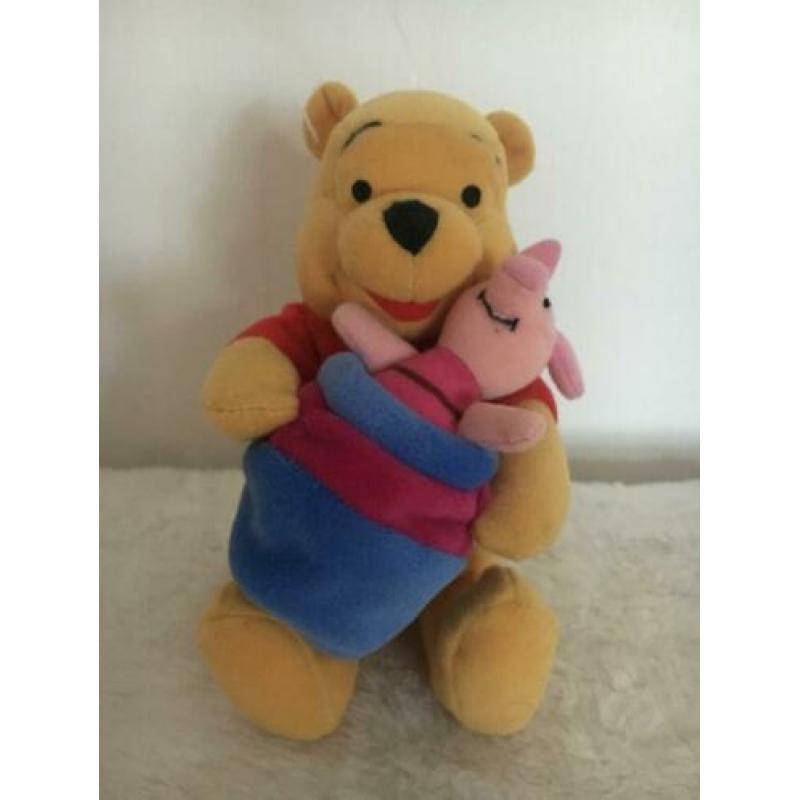 Winnie the Pooh en Piglet Knorretje in honingpot knuffel