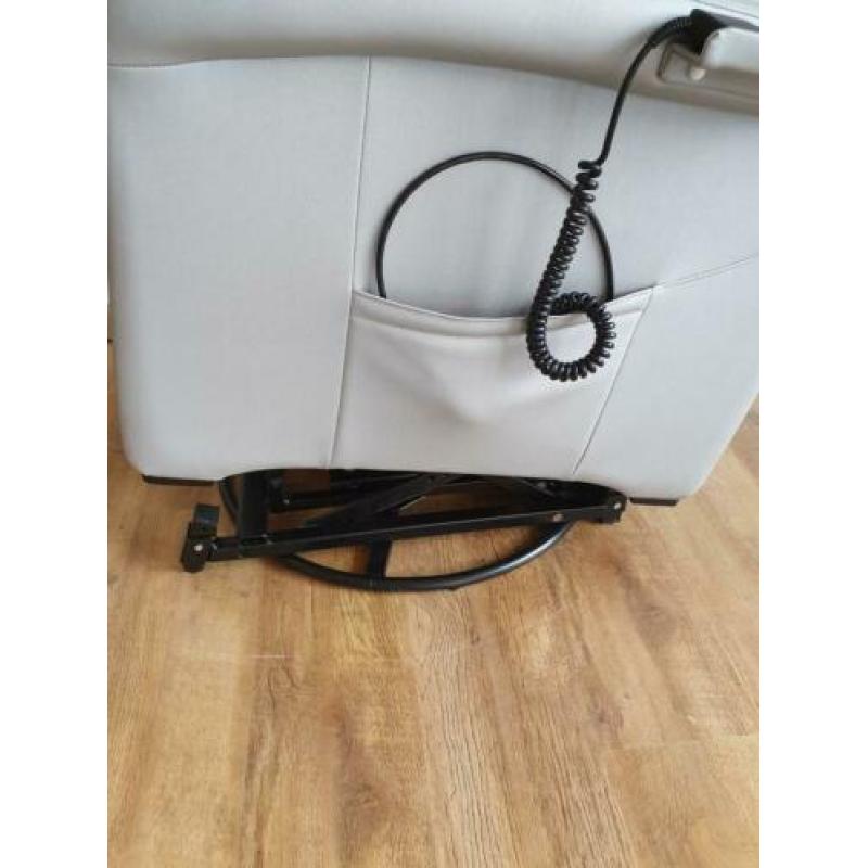 Sta op fauteuil, Relaxstoel van Easysit bij Zitgemak.