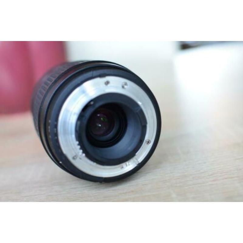 Tamron for Nikon AF 70-300mm F/4-5.6 Di LD MACRO 1:2