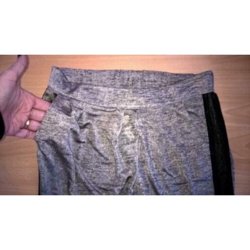 So Allure 2-dlg.set (top+broek!) grey mel.lurex mt.38 ZGAN!