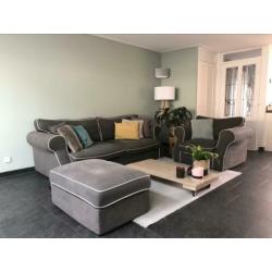 Heerlijk zittende bank met loveseat en hocker