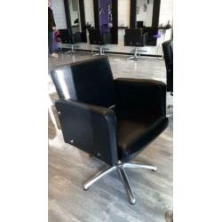 Mooie kappersstoelen (pompstoelen, 4 stuks)