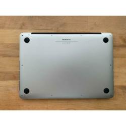 Apple MacBook Pro - 13 Inch - Core i5 2.7