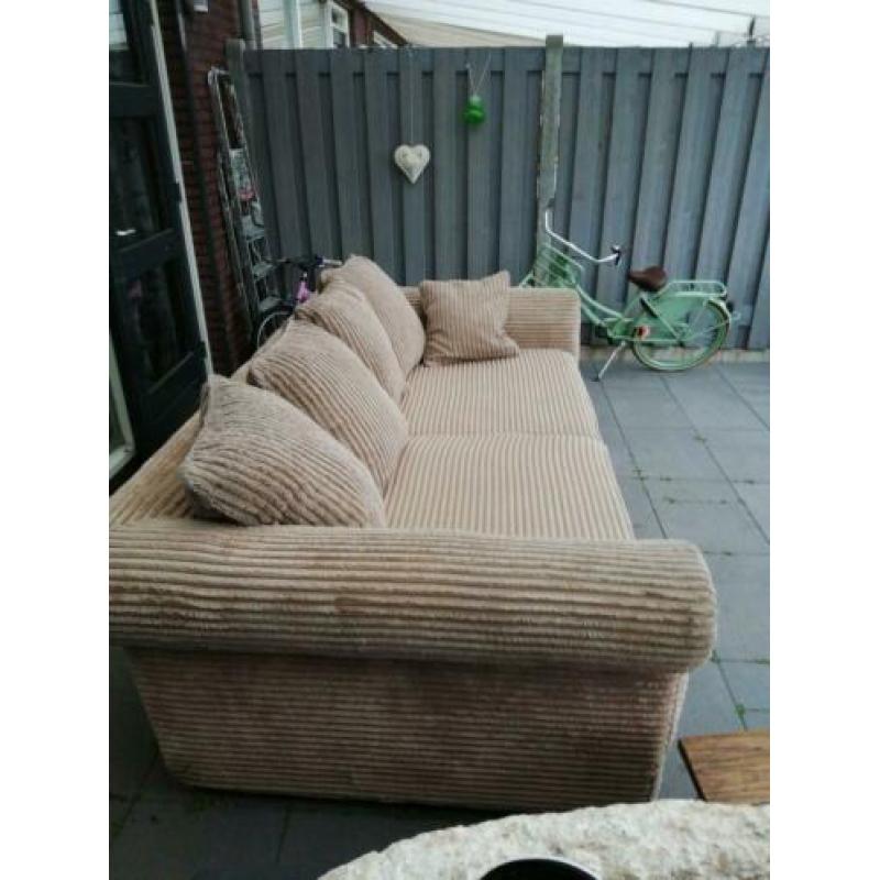 Twee delige bankenstel