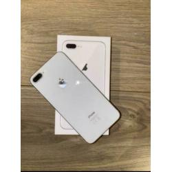 Iphone 8 plus zilver 64gb, pas 1 jaar oud!