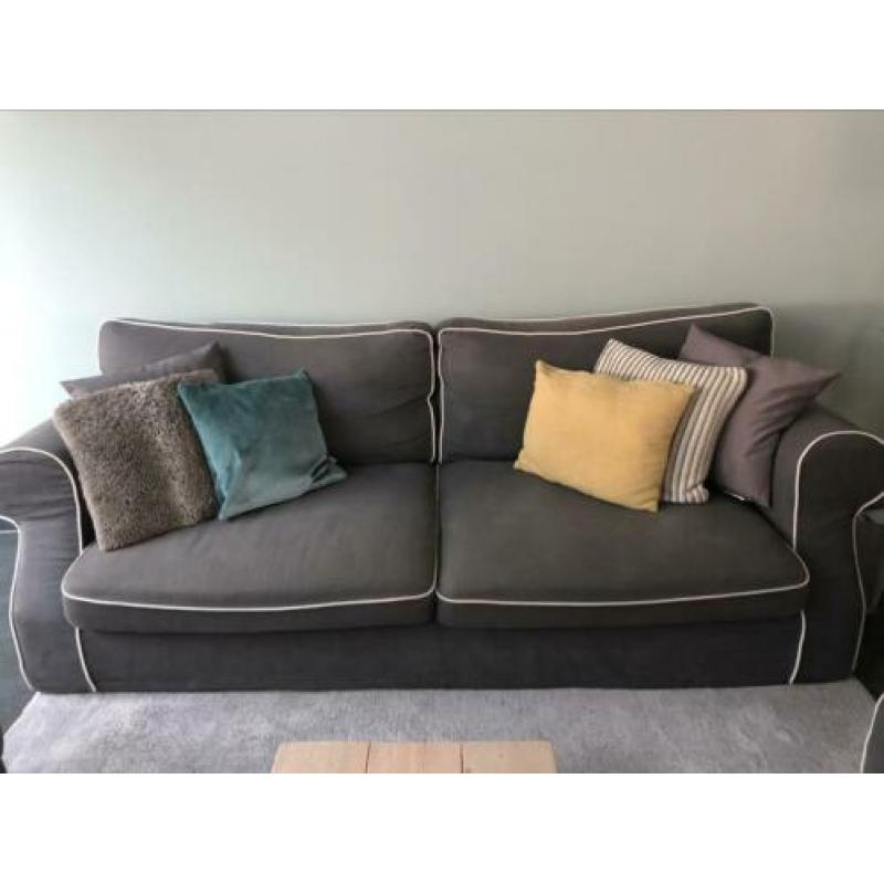 Heerlijk zittende bank met loveseat en hocker