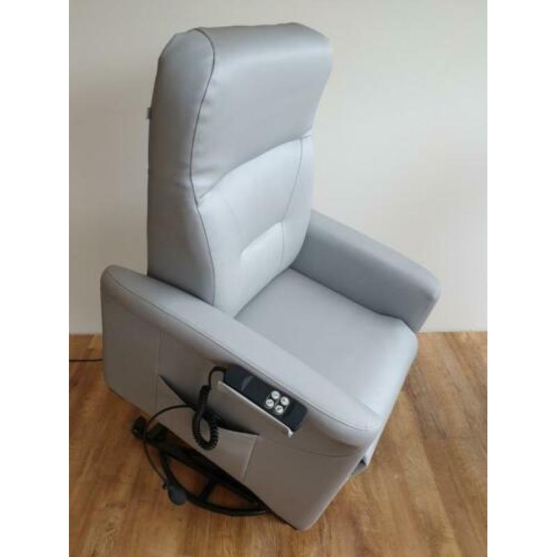 Sta op fauteuil, Relaxstoel van Easysit bij Zitgemak.