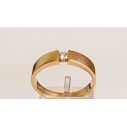 geelgouden RING, 18 karaat, met 1 Briljant 0.14 crt TW/vsi