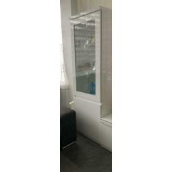 2 Salon kasten