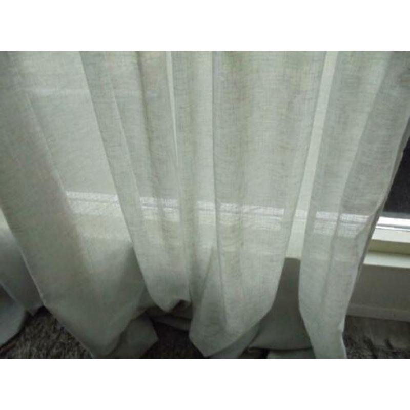 Licht grijze inbetween gordijn,160 cm breed en 250 cm lang