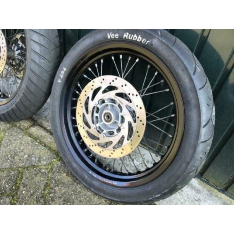 Aprilia SX / Derbi Velgen set + Banden
