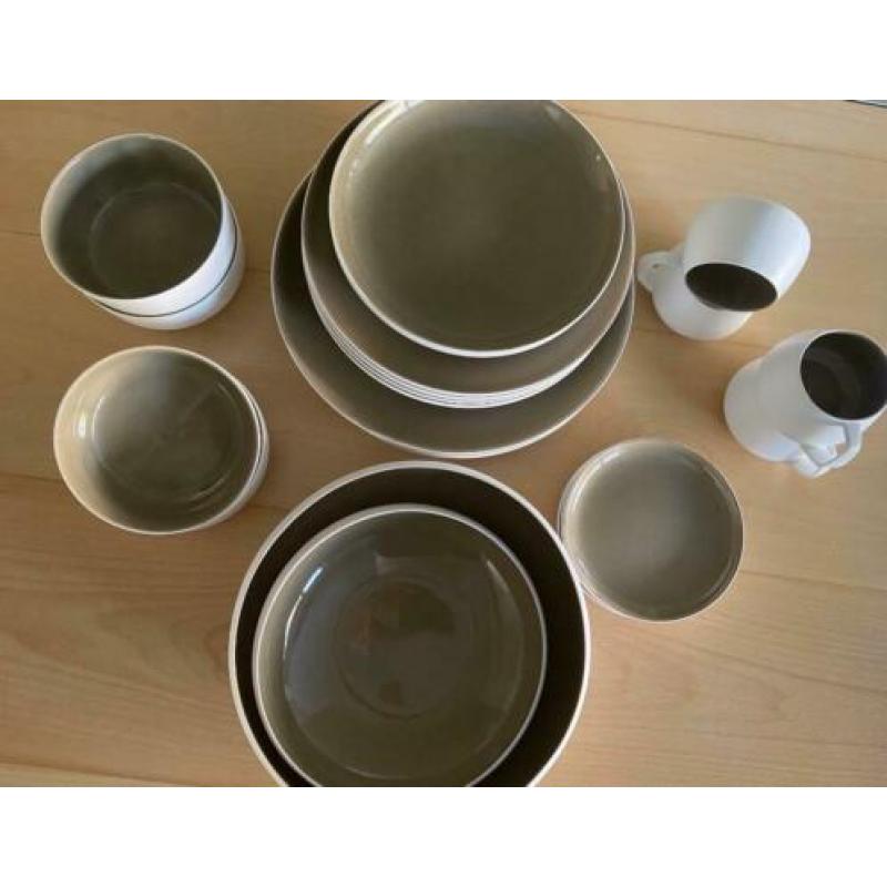 Compleet Servies "Nordan & Wells"
