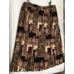 Rok maat 48