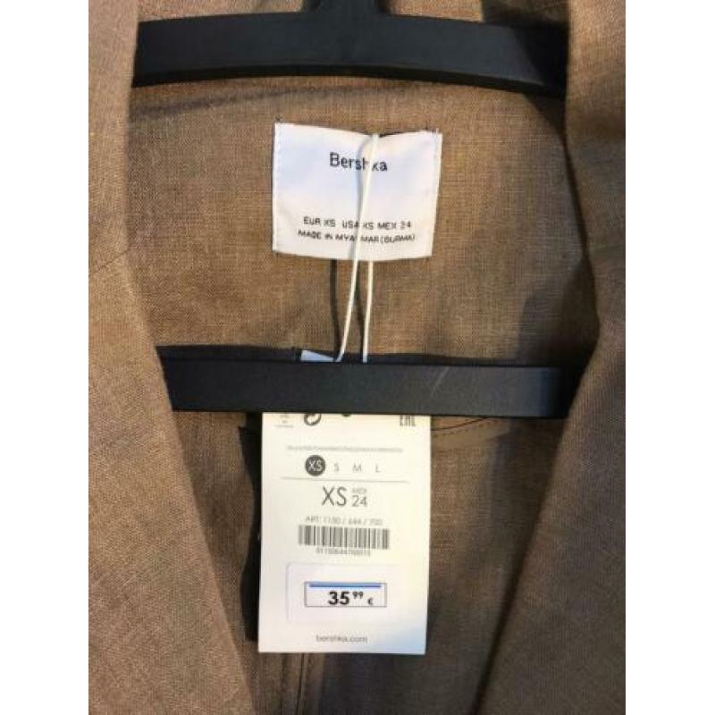 Linnen (eco naturel look) top XS Bershka. Nieuw m kaartje
