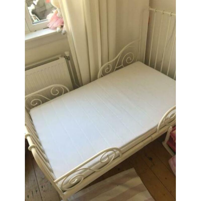 Lief Peuterbed (uitschuifbaar tot 1persoons bed)- IKEA - wit