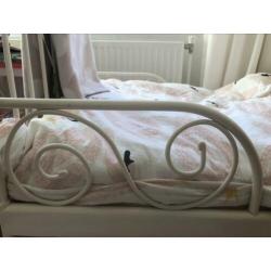 Lief Peuterbed (uitschuifbaar tot 1persoons bed)- IKEA - wit