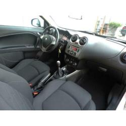 Alfa Romeo MiTo 0.9 TwinAir Progression Sport al voor 109,-P