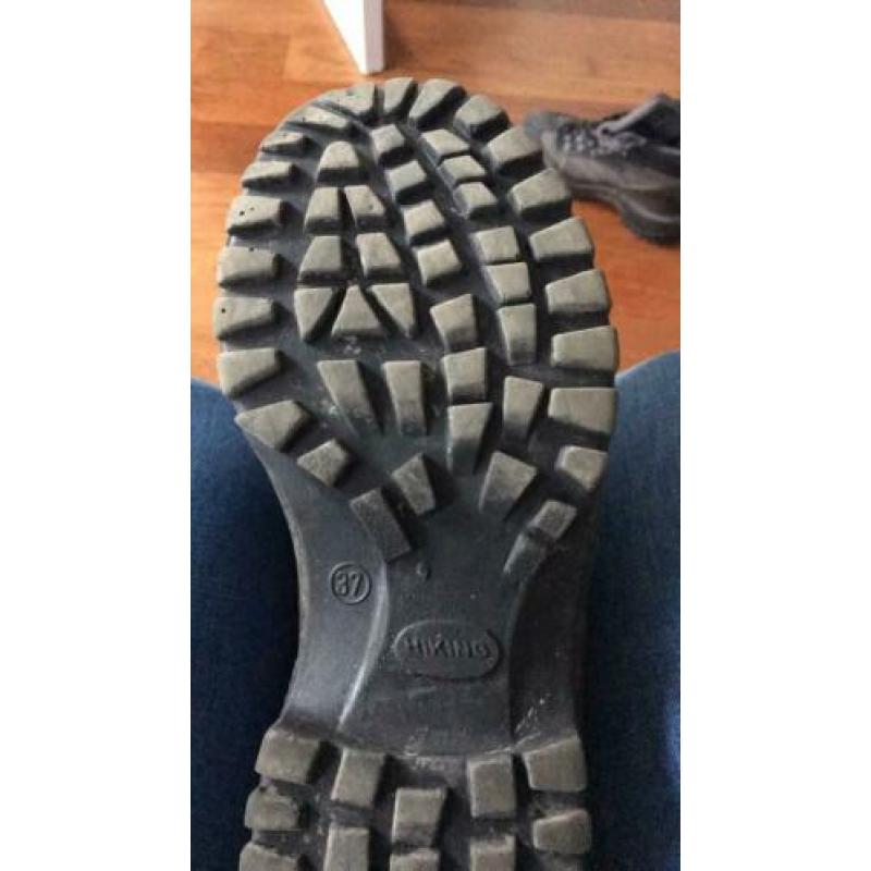 Bergschoenen maat 37