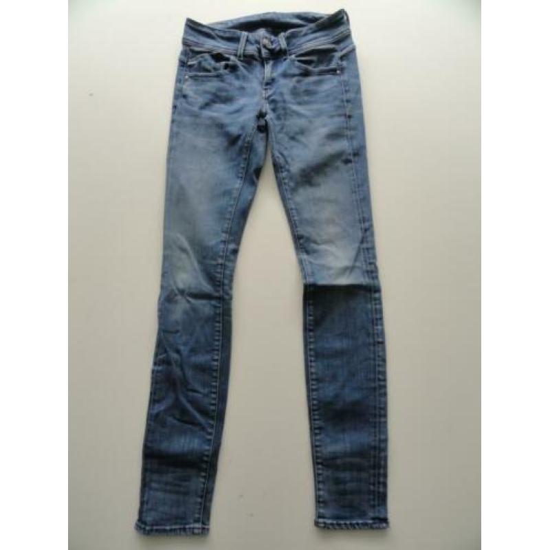 Zo goed als nieuwe G-star skinny spijkerbroek. Maat 26/32.