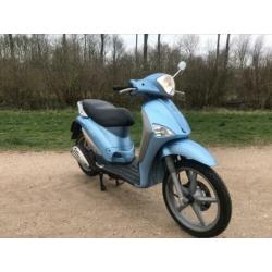 Piaggio Liberty 2006 45 km 4 takt bromscooter