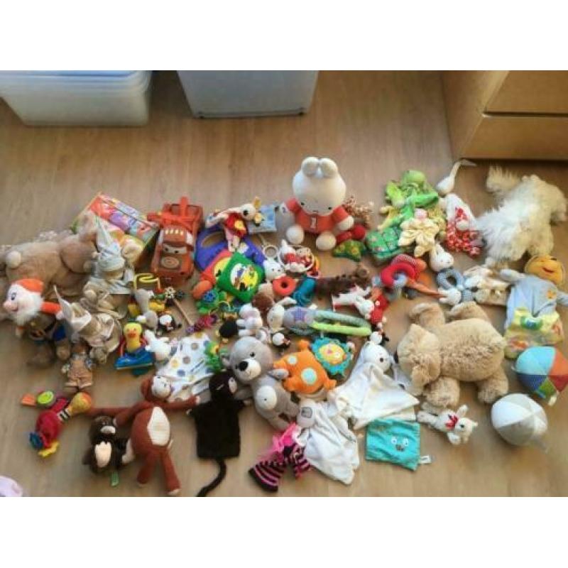 babyspeelgoed knuffels baby speeltjes nijntje box spiraal