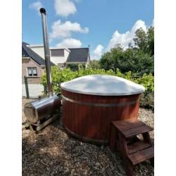 Op=Op HOT TUB type Wellness