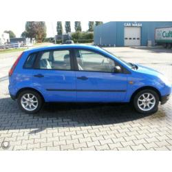 Ford Fiesta 1.3 Ambiente 5drs nwe apk!