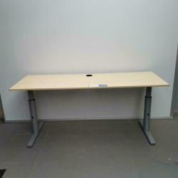 Gispen smal bureau – 170×60 cm in hoogte verstelbaar