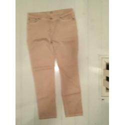 Anna van Toor. Broek Anna van Toor. Broek. Zalm roze broek