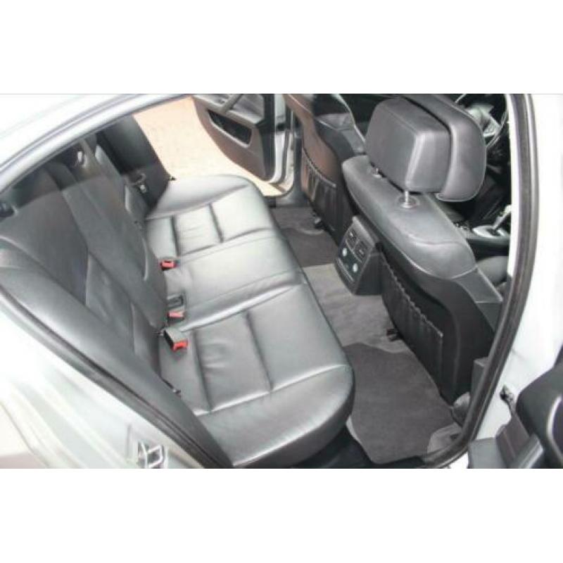 BMW 5-Serie 2.0 520I AUT 2009 Grijs
