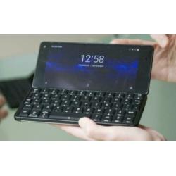 6¾" Mini laptop pda Linux Debian Android ruil vs XBOX ONE X