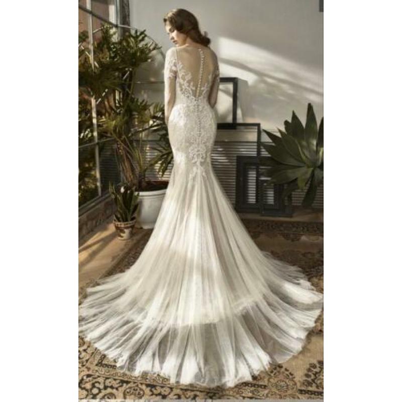 Trouwjurk enzoani met mouwen 38/40 bohemian ivoor tule