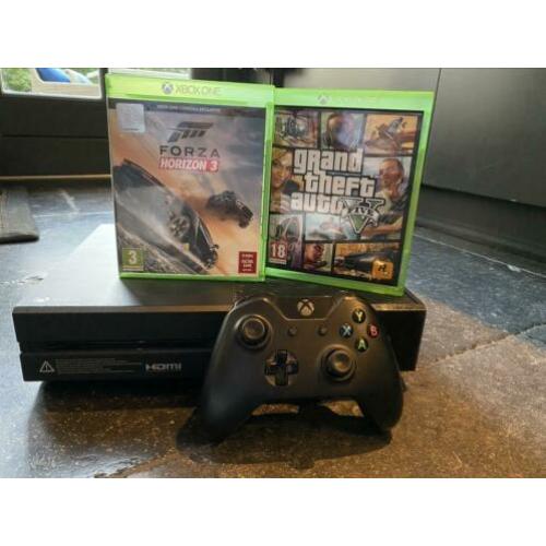Xbox one 500gb met 2 spellen