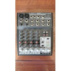 Mixer Behringer Xenyx 802