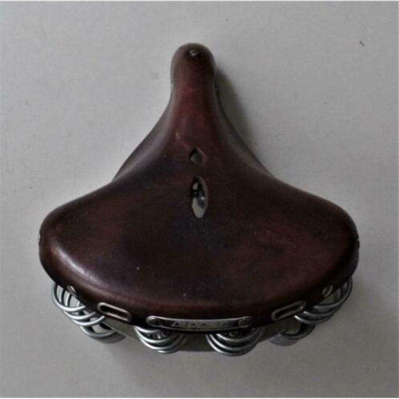 Lepper Primus Zadel Bruin Leer Oldtimer ( Groot Model )
