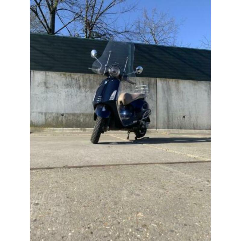 Vespa Primavera