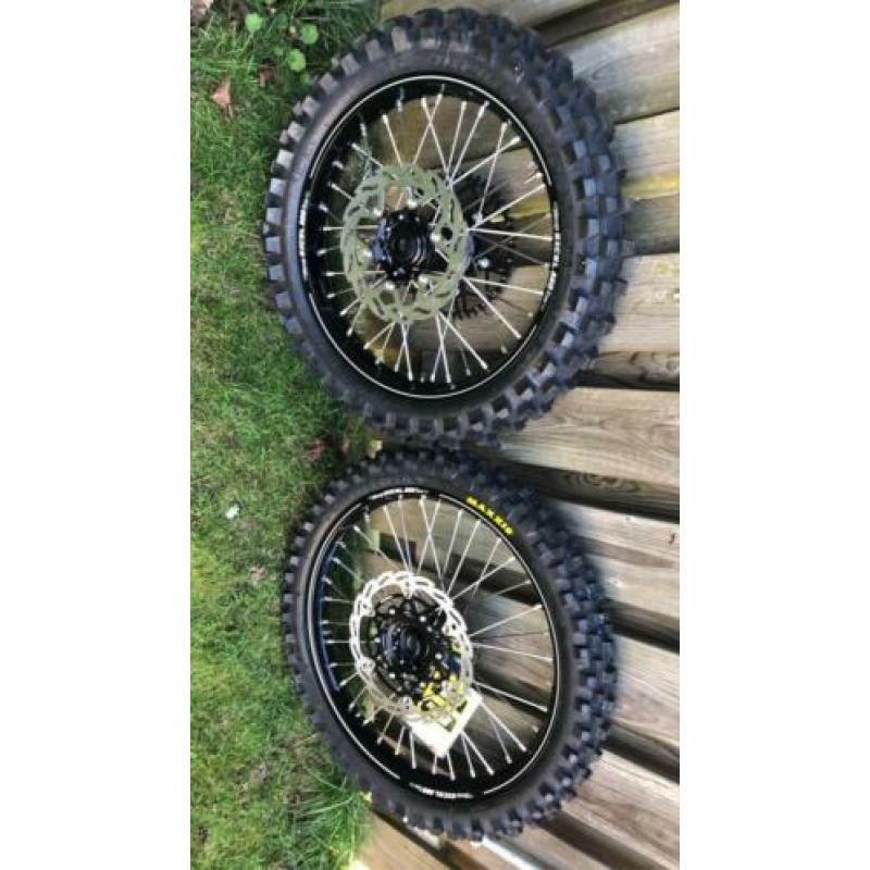 Yamaha Yzf 250/450 Haan Wielen Compleet Nieuw