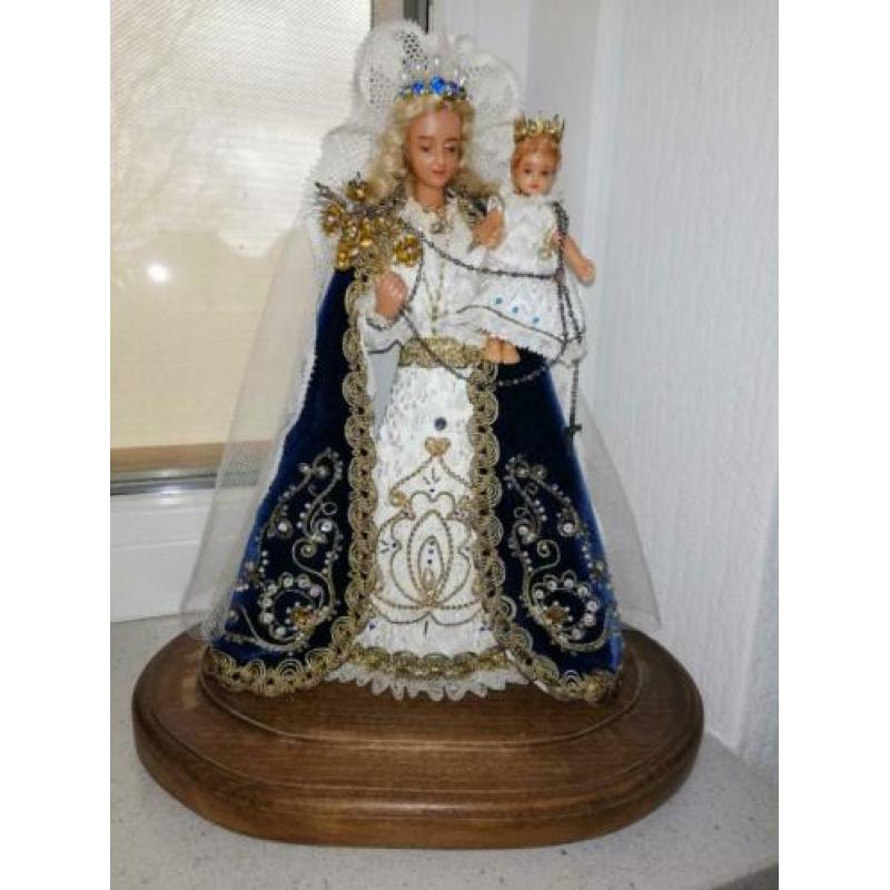 Prachtige antieke Maria met kindje Jezus van was.