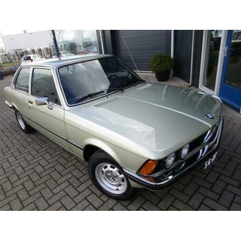 BMW 3-serie 320 Oldtimer in concours-staat