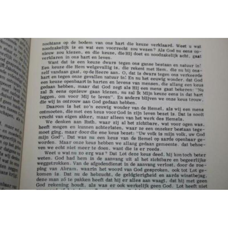 Ds. W.Chr. Hovius - Het leven van Lot (20 Bijbellezingen)