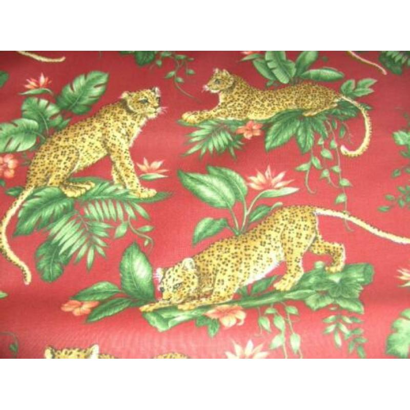 quilt stof wildlife rood met panter 0,50 meter 2,25