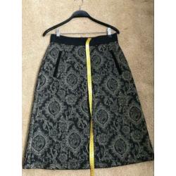 Summum rok maat 34