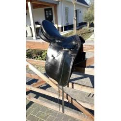 Dressuur Zadel 17 inch