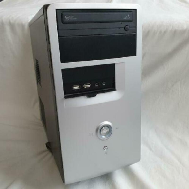 School /Senioren i3 Snelle PC + 4 Gb / Ram W10 Superkoopje