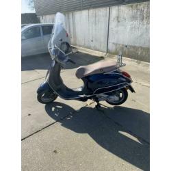 Vespa Primavera