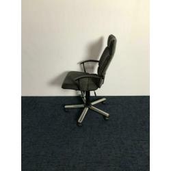 Bureaustoel Martin Stoll, antraciet suede, chroom voetkruis