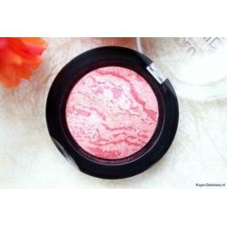 Make-up Revolution Vivid Baked Blush - Loved me the best