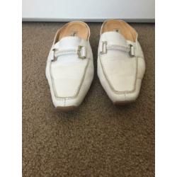 Witte hogl slipper