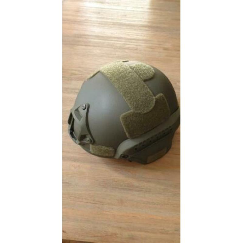 Airsoft helm