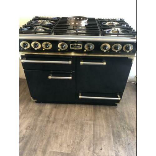 Luxe Falcon fornuis zwart/messing 3 ovens 110 cm